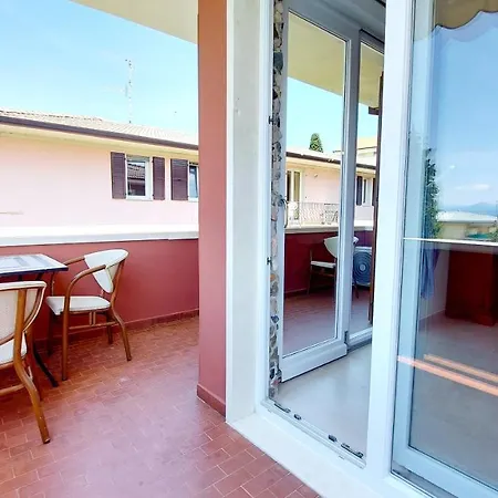 Narcisa View Lake&pool Appartement