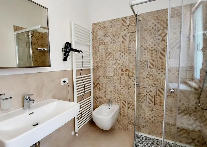 Narcisa View Lake&pool アパート バルドリーノ