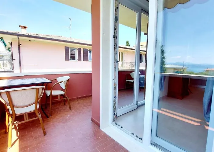 Narcisa View Lake&pool アパート